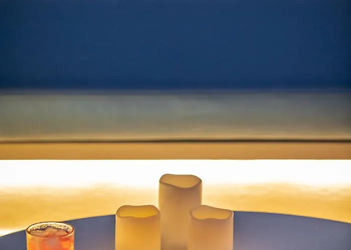 Willa Grace Skopelos