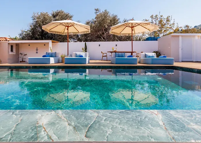 Grace Willa Skopelos