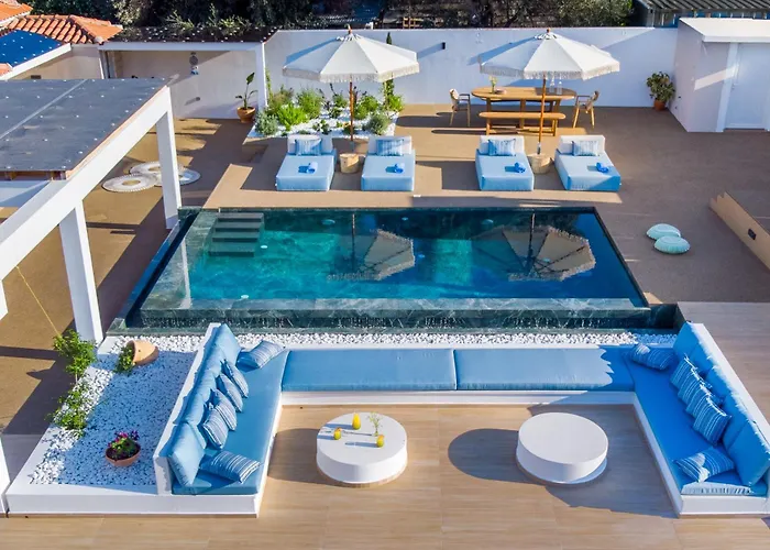 Grace Willa Skopelos